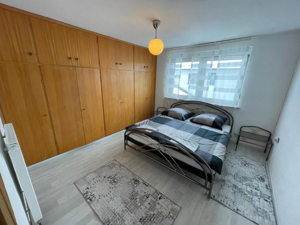 Guntia Apartment Mit Grossem Garten Günzburg Екстериор снимка