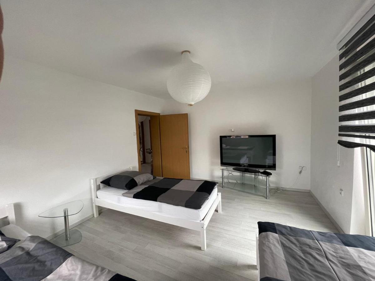 Guntia Apartment Mit Grossem Garten Günzburg Екстериор снимка